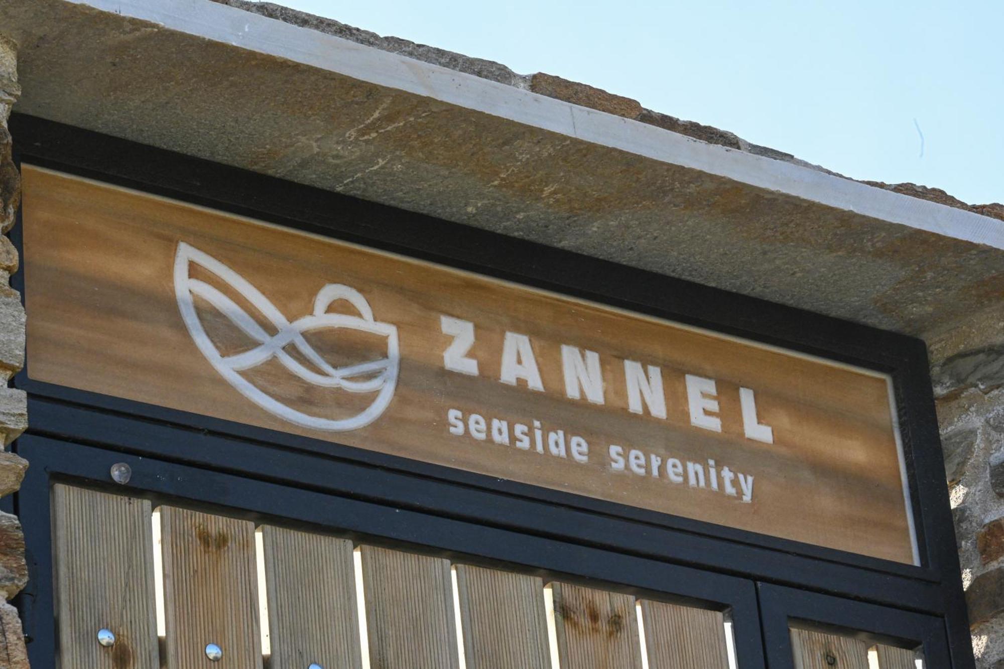 Zannis Kele Zannel Seaside Serenity Ferienhaus