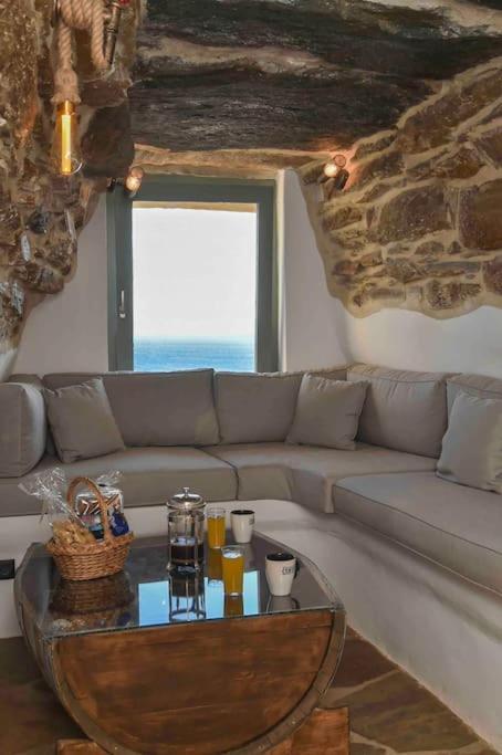 Zannis Kele Zannel Seaside Serenity Ferienhaus Kardhianí